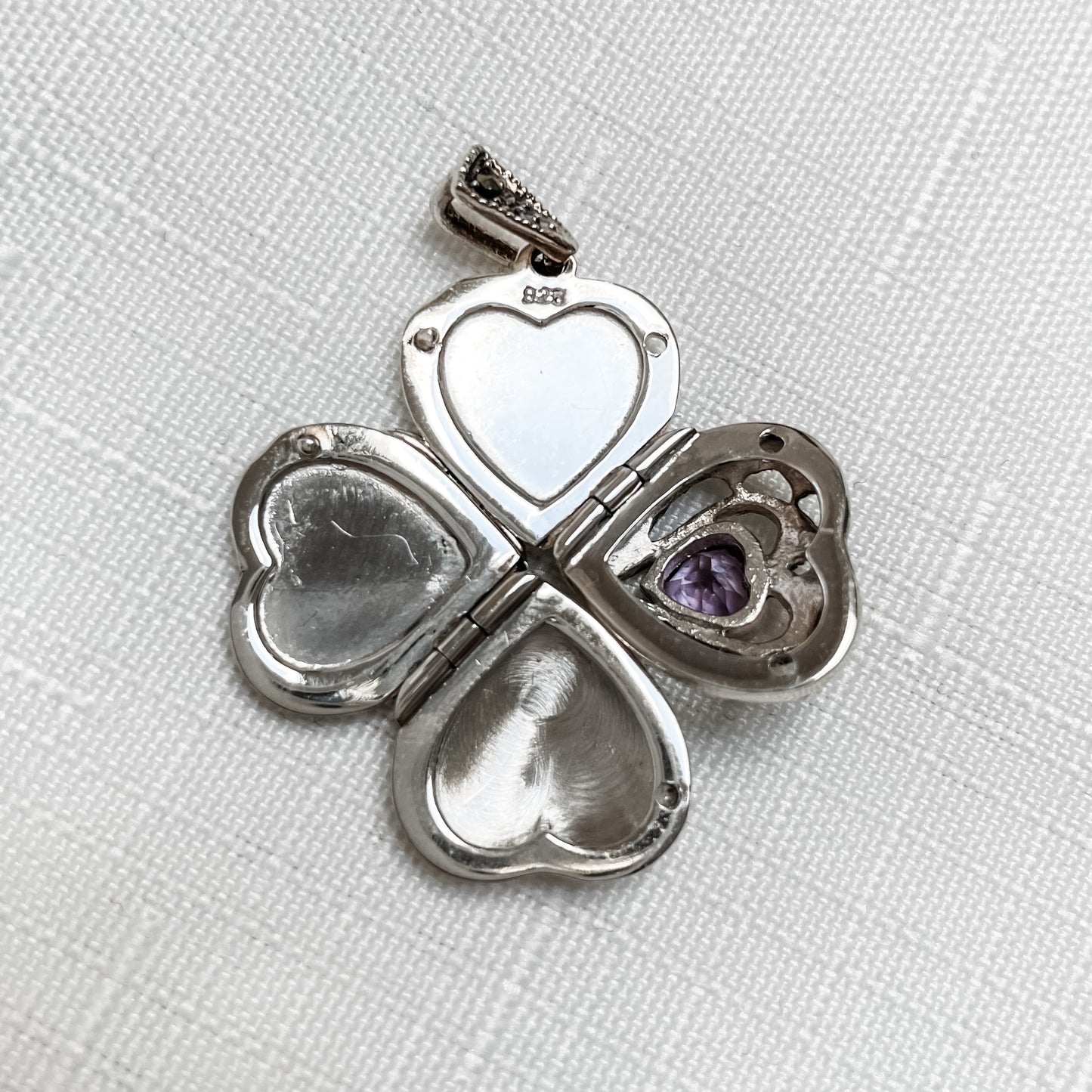 'WHO'S YOUR BIAS?' BORA HEART - SILVER LOCKET