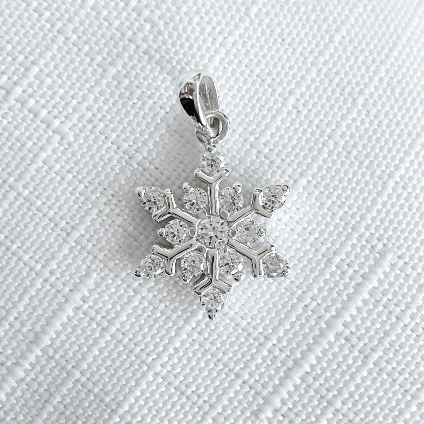 'CRYSTAL SNOW' FESTA PENDANT