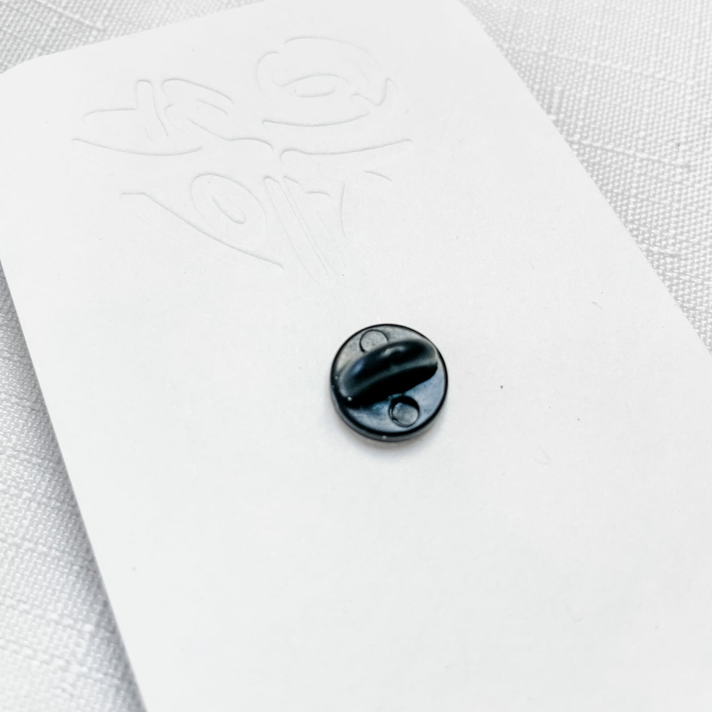 WOOTTEO 'MOON' ACRYLIC PIN